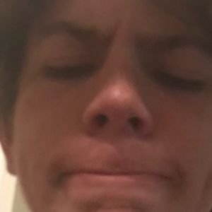 Meet your Posher, Max